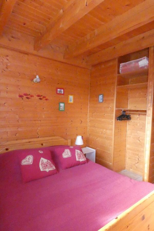 Les Chalets De La Vigne Grande Saint-Floret Kültér fotó