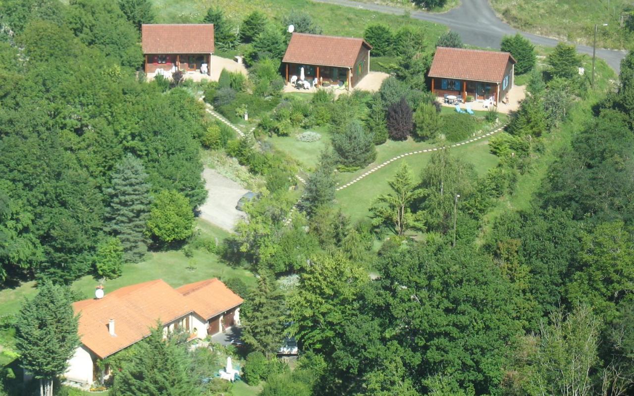 Les Chalets De La Vigne Grande Saint-Floret Kültér fotó