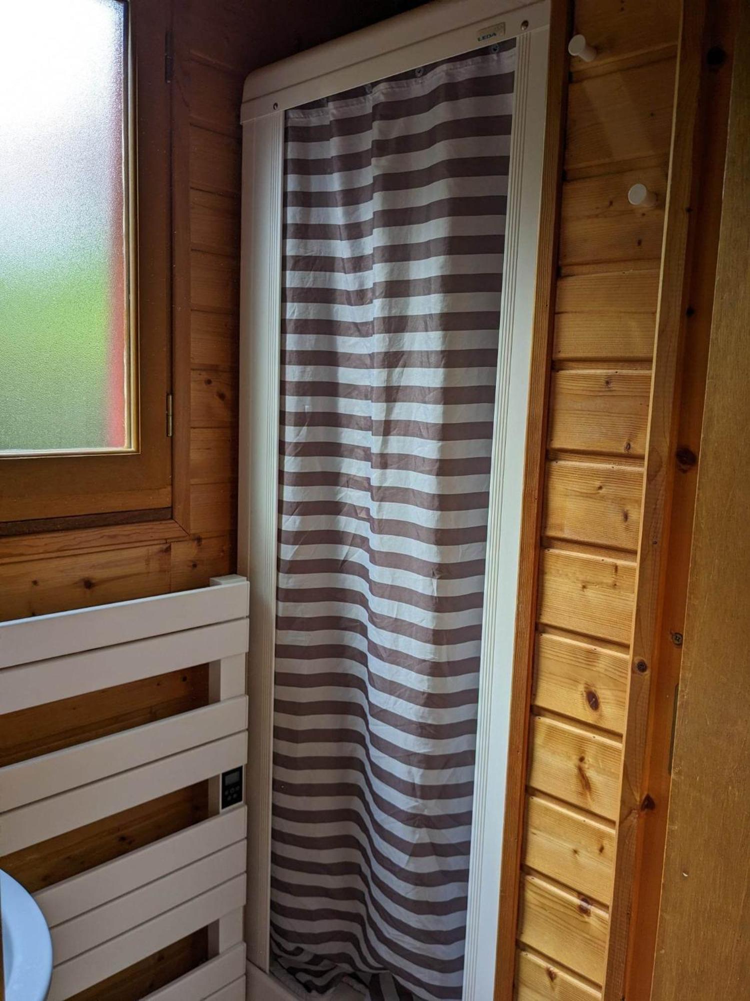 Les Chalets De La Vigne Grande Saint-Floret Kültér fotó