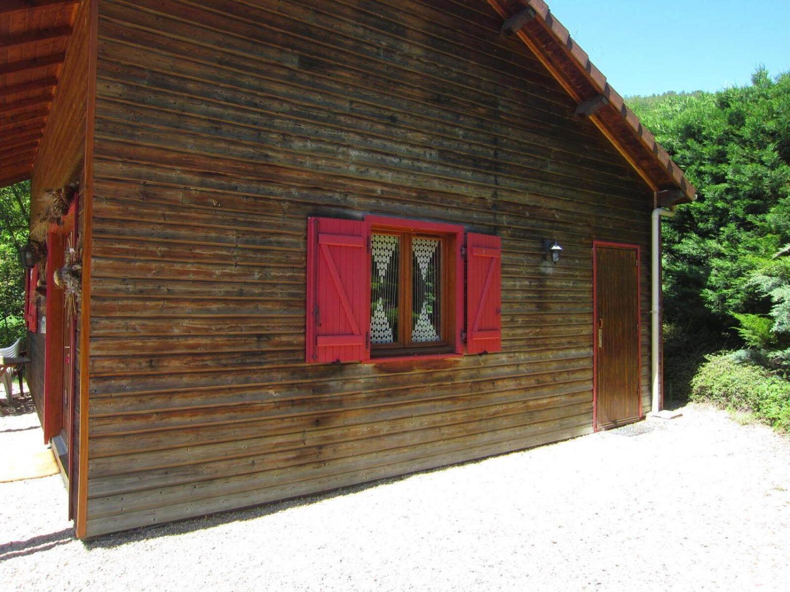 Les Chalets De La Vigne Grande Saint-Floret Kültér fotó